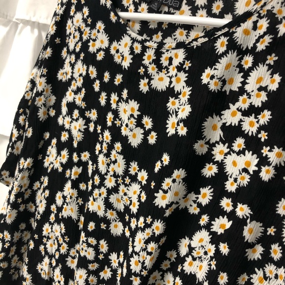 Floral slightly cropped top - Picture 5 of 6